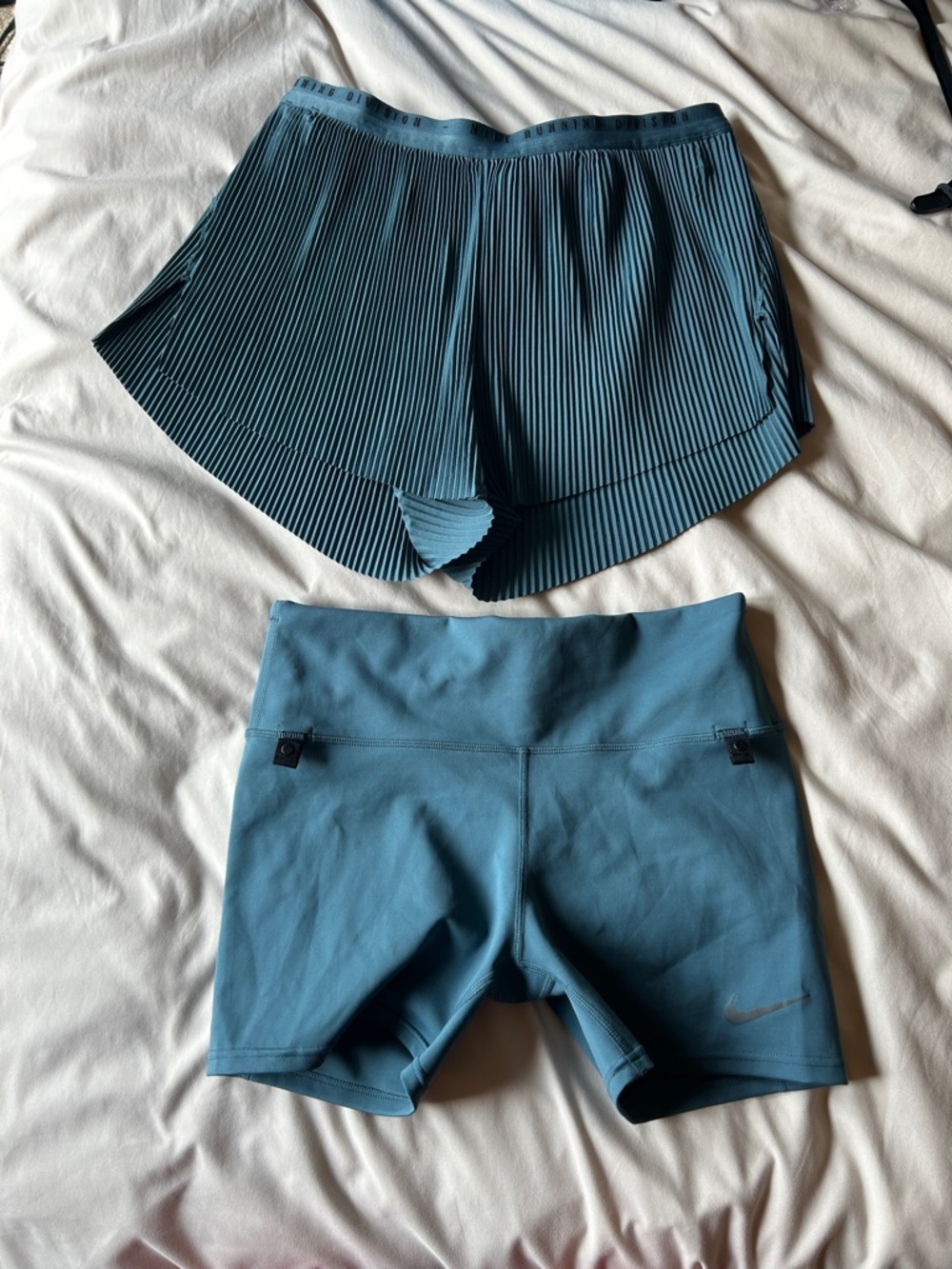 Nike Women’s Teal Layered Pleated Running Skort and Compression Short Set